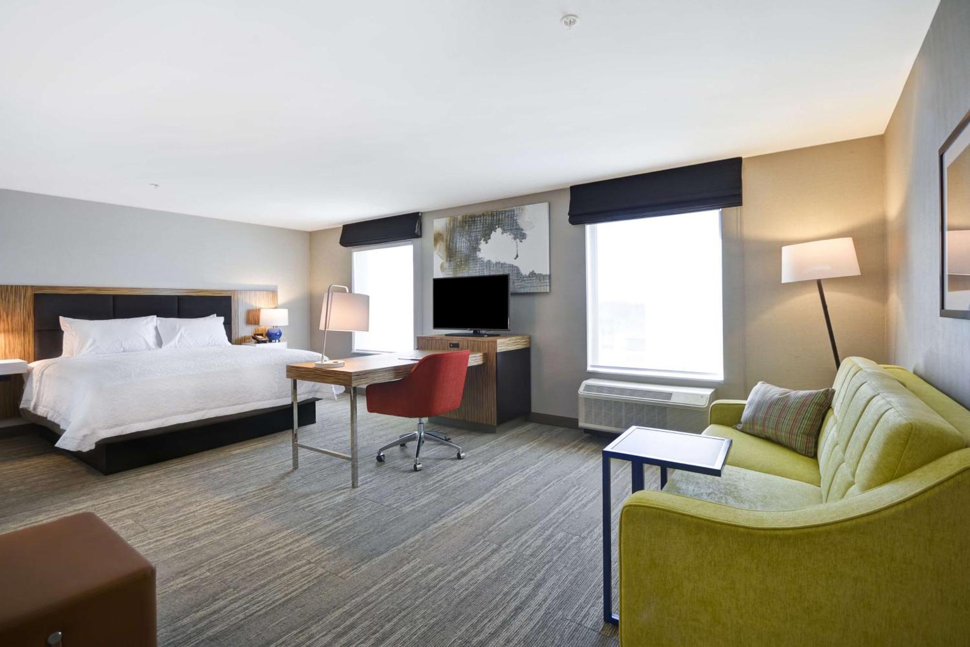 Hampton Inn & Suites Detroit/Warren Exterior foto